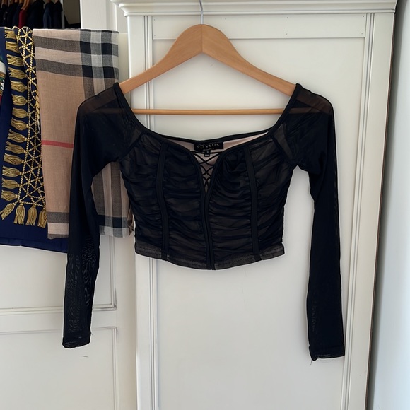 City Lux Boutique Black Crop Top Blouse - Picture 2 of 8